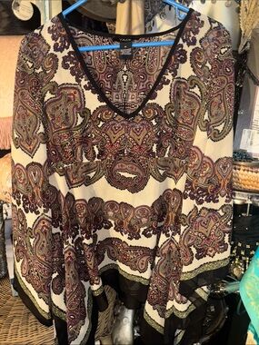 Ya Los Angeles Cream Paisley V-Neck Tunic with Plum and Olive Accents